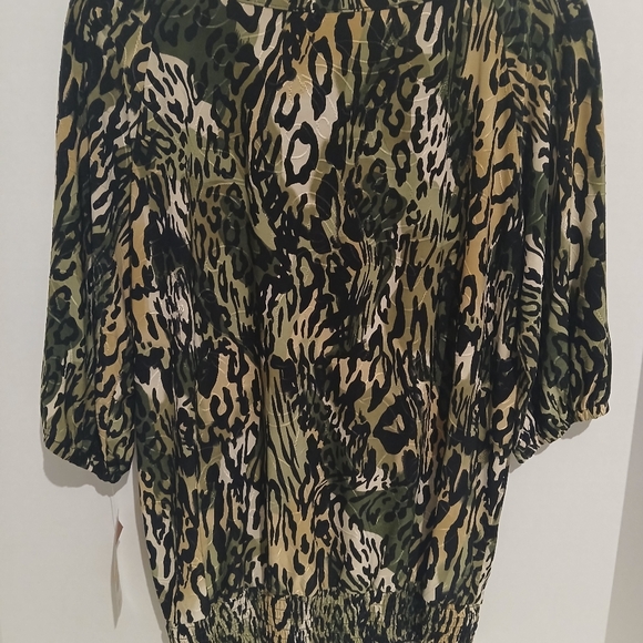 JM Collection sequin top - Picture 9 of 11